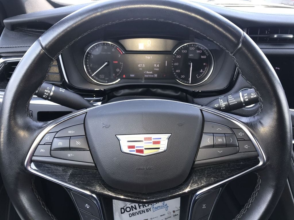 2022 Cadillac XT5 Premium Luxury