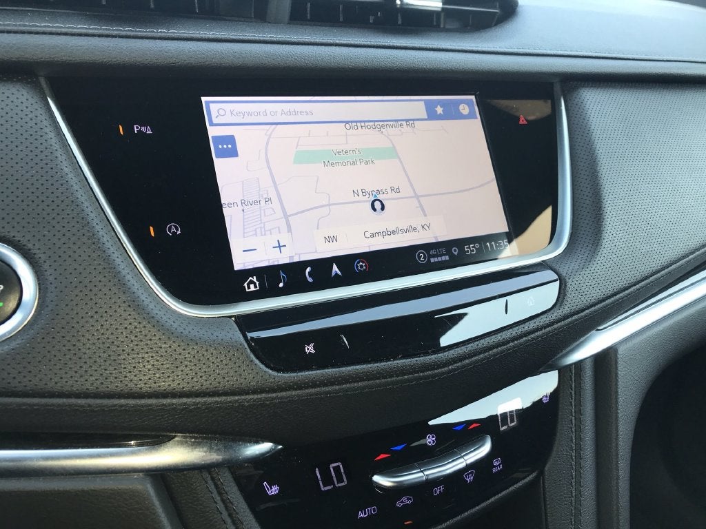 2022 Cadillac XT5 Premium Luxury