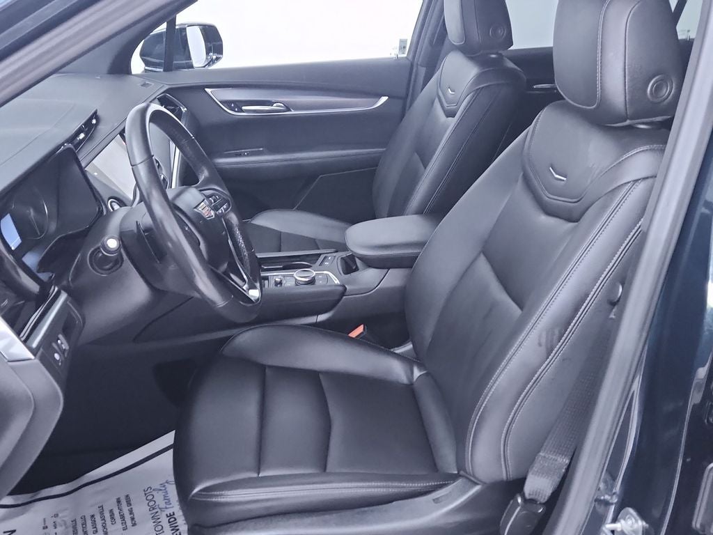 2024 Cadillac XT6 Luxury
