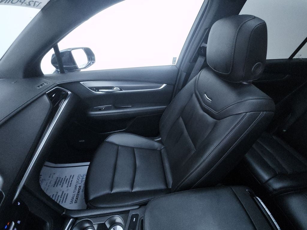 2024 Cadillac XT6 Luxury
