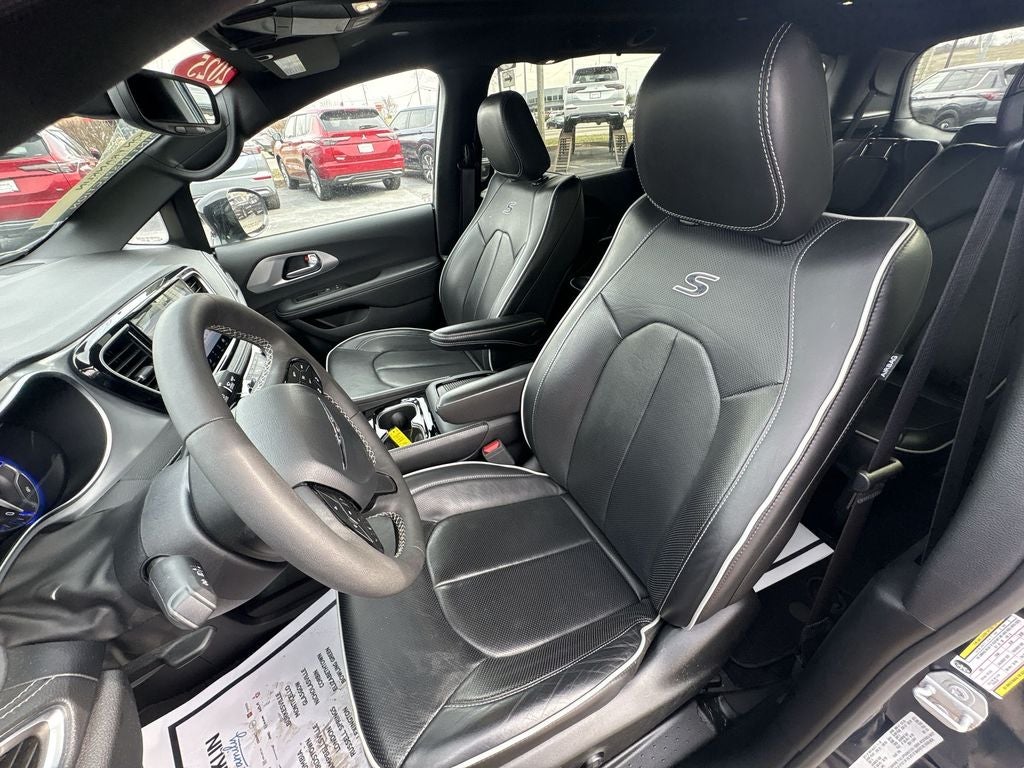 2025 Chrysler Pacifica Limited