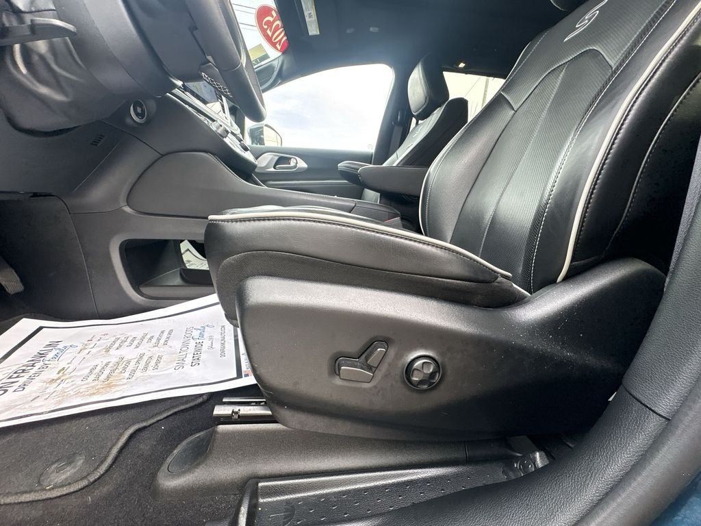 2025 Chrysler Pacifica Limited