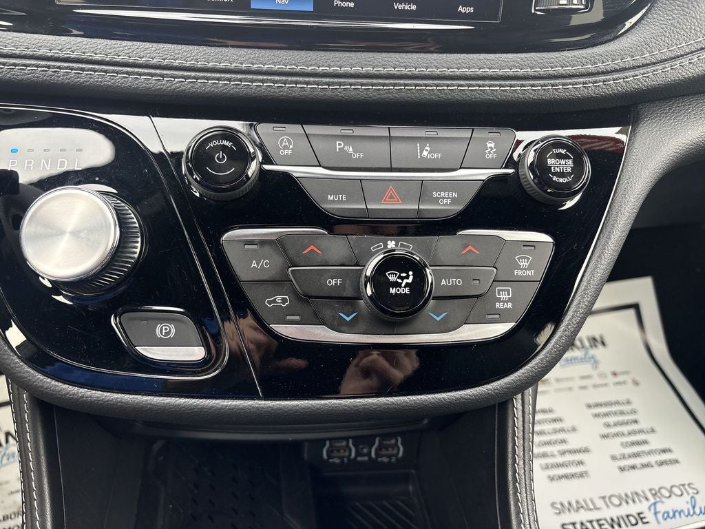 2025 Chrysler Pacifica Limited