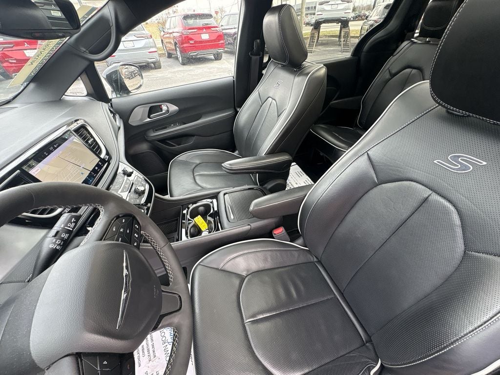 2025 Chrysler Pacifica Limited