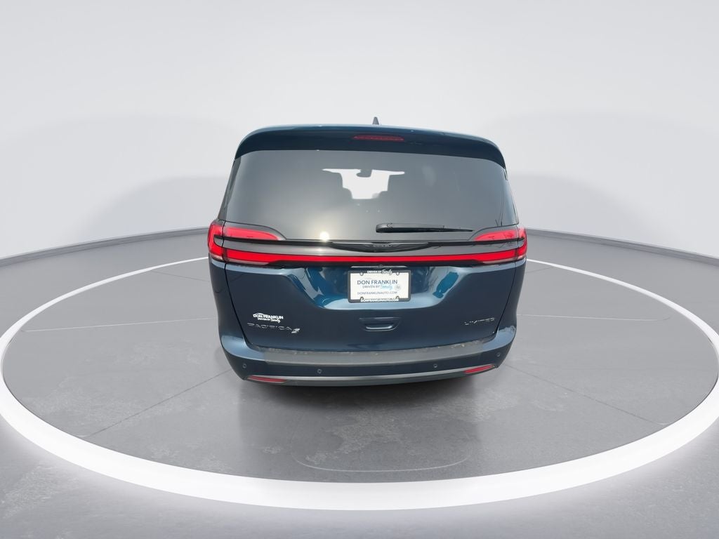 2025 Chrysler Pacifica Limited