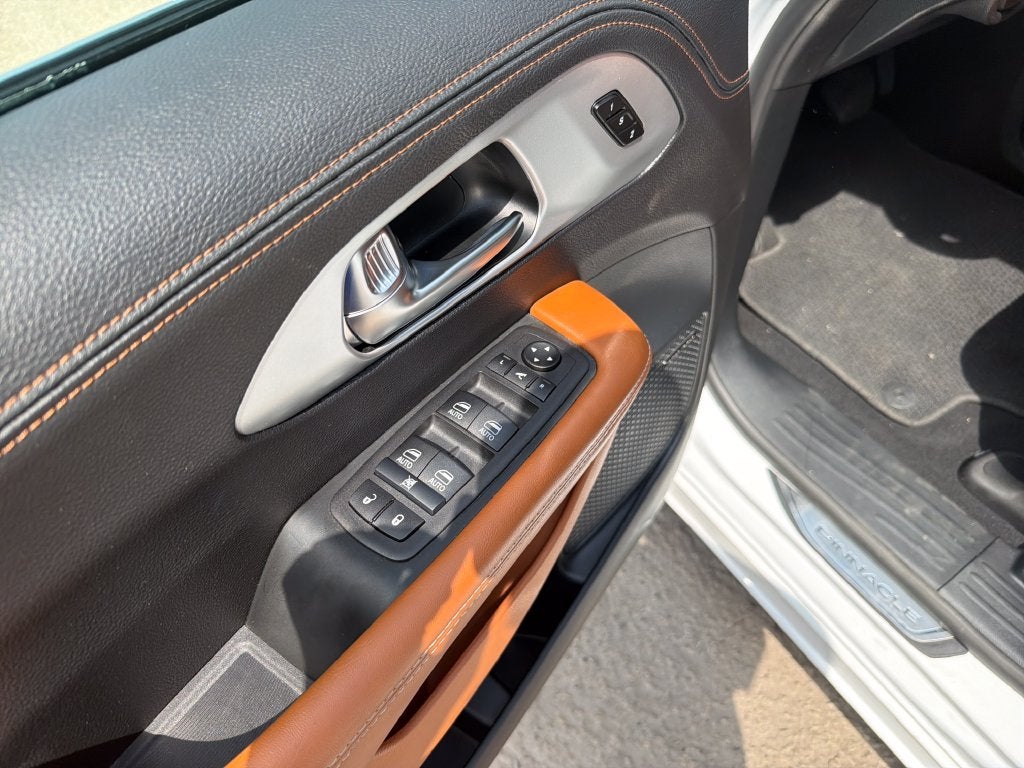 2026 Chrysler Pacifica Hybrid Pinnacle