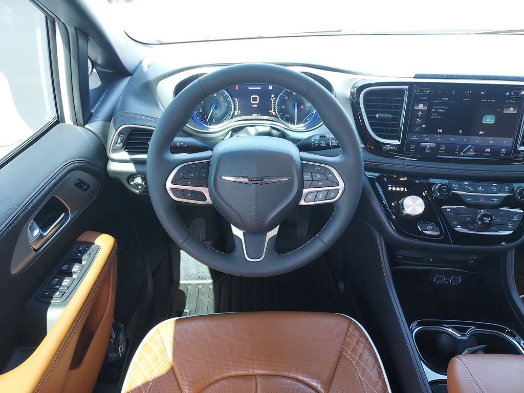 2024 Chrysler Pacifica Pinnacle