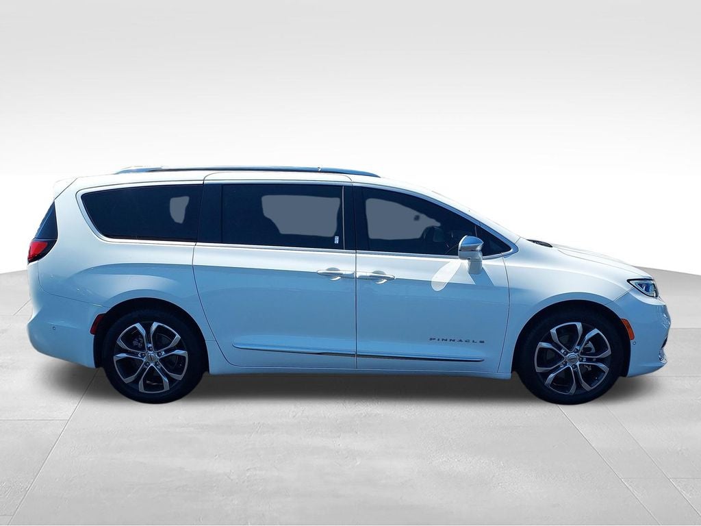 2024 Chrysler Pacifica Pinnacle