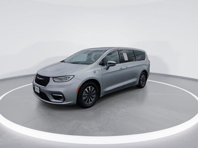 2022 Chrysler Pacifica Hybrid Limited
