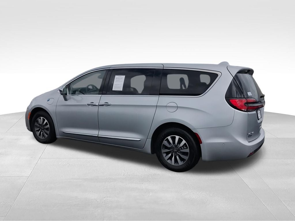 2022 Chrysler Pacifica Hybrid Limited