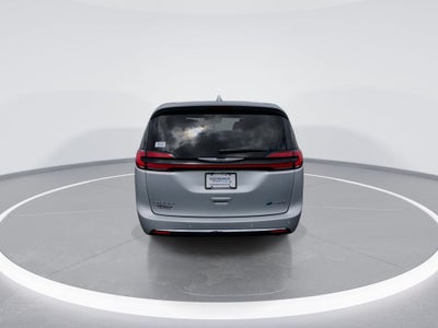 2022 Chrysler Pacifica Hybrid Limited