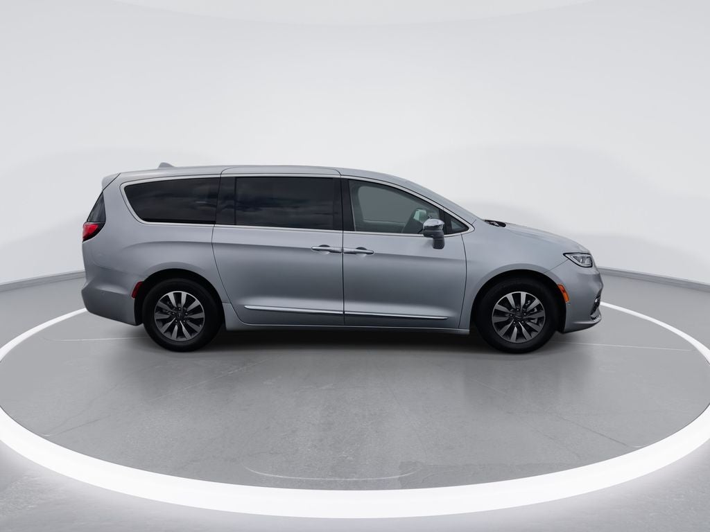 2022 Chrysler Pacifica Hybrid Limited