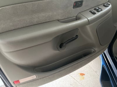 2000 Chevrolet Silverado 1500 LS