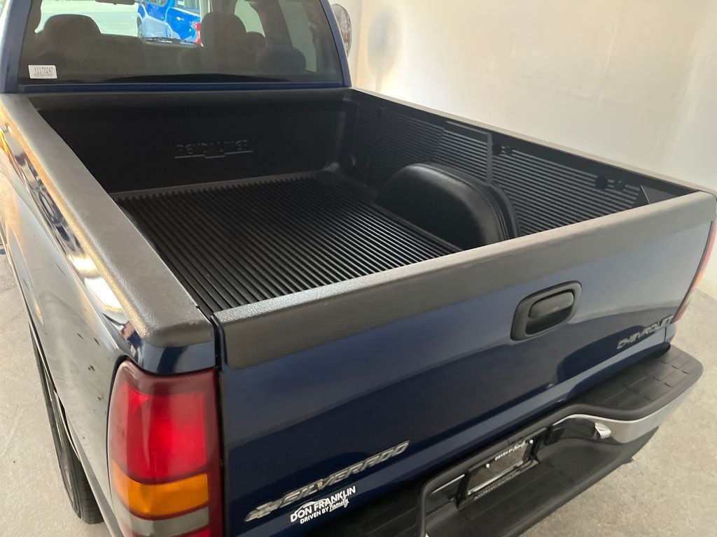 2000 Chevrolet Silverado 1500 LS