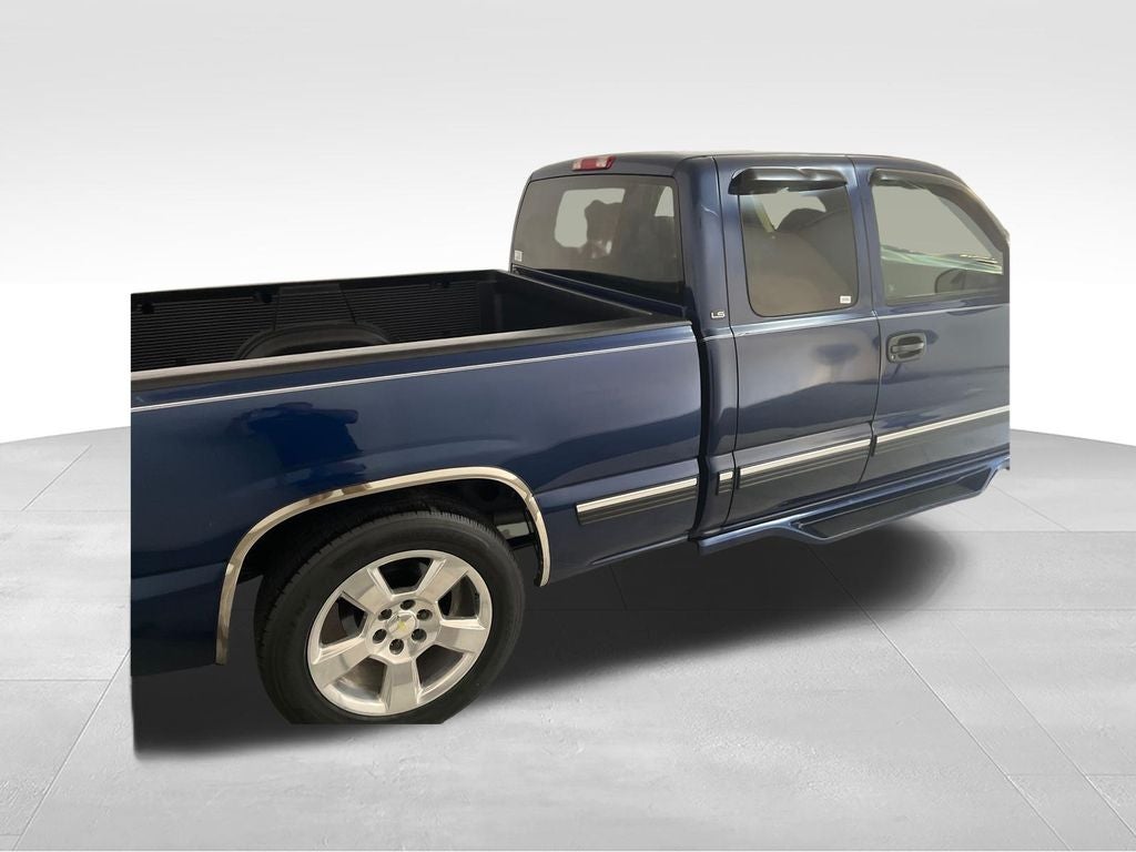 2000 Chevrolet Silverado 1500 LS