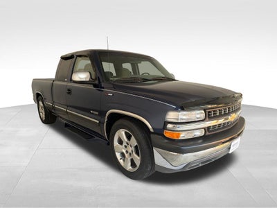 2000 Chevrolet Silverado 1500 LS