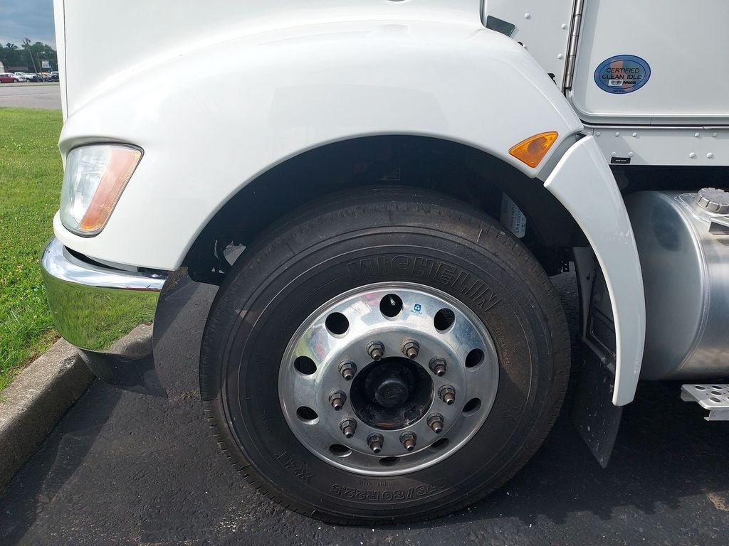 2020 Kenworth T270 Base