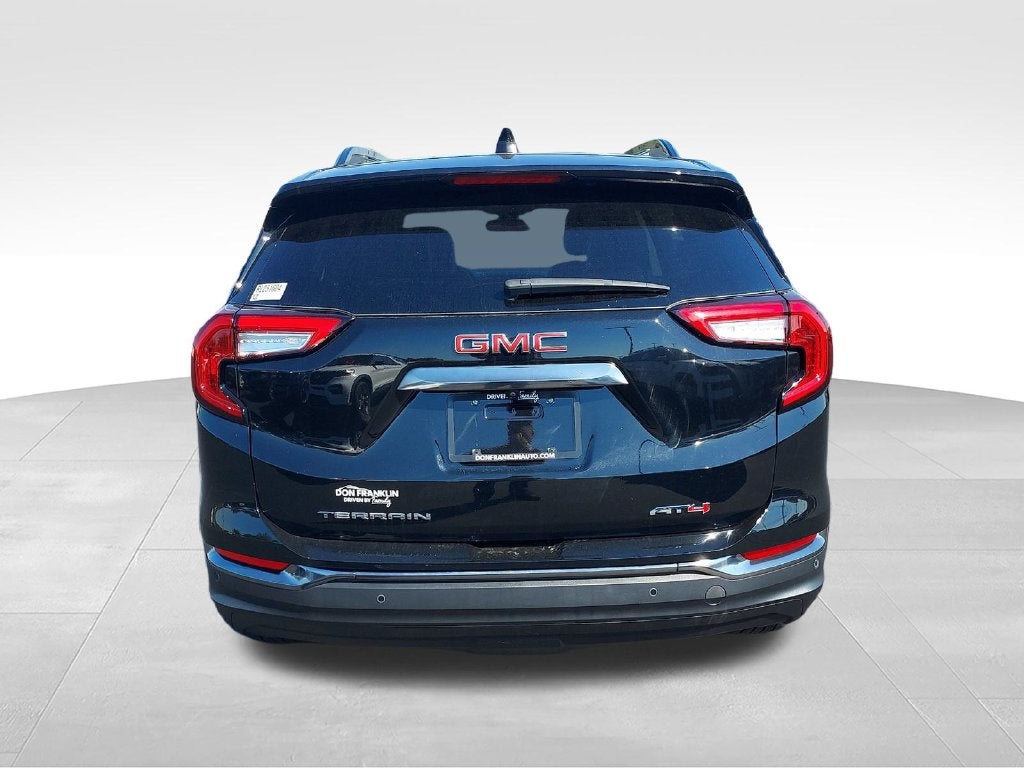 2024 GMC Terrain AT4