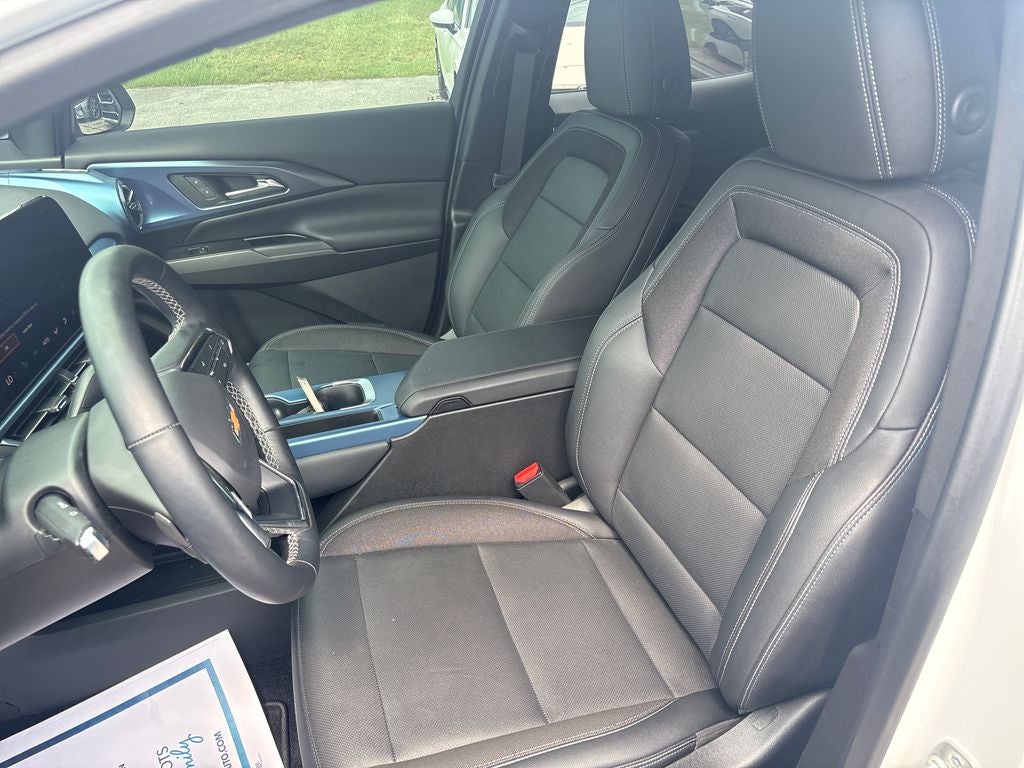2024 Chevrolet Equinox EV LT