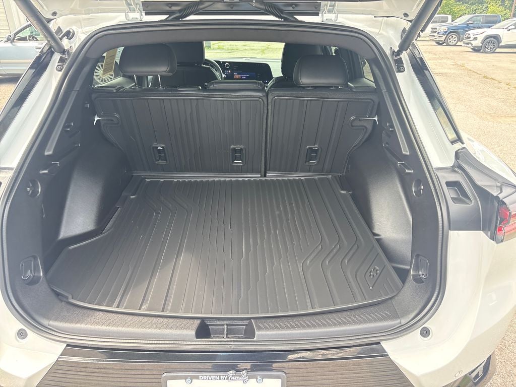 2024 Chevrolet Equinox EV LT