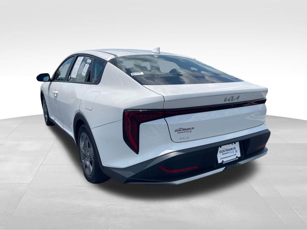 2025 Kia K4 LX