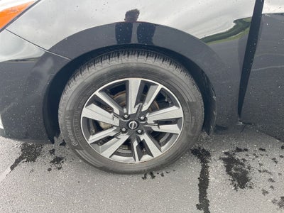 2024 Nissan Versa 1.6 SV