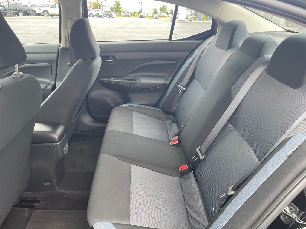 2024 Nissan Versa 1.6 SV
