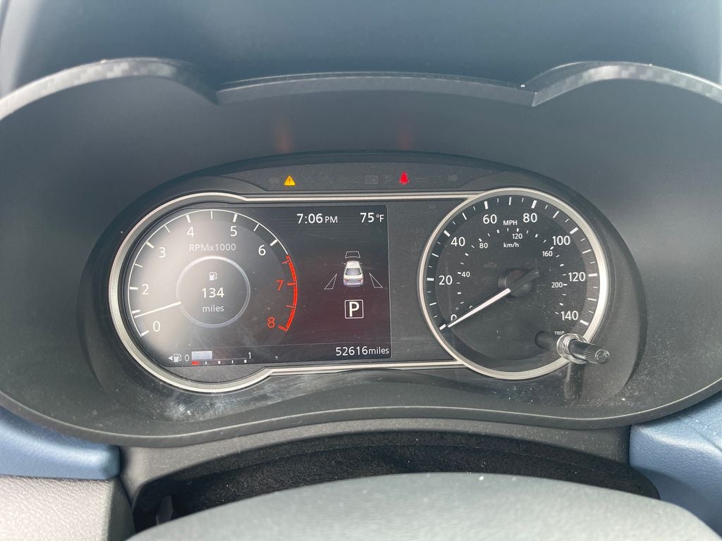 2024 Nissan Versa 1.6 SV