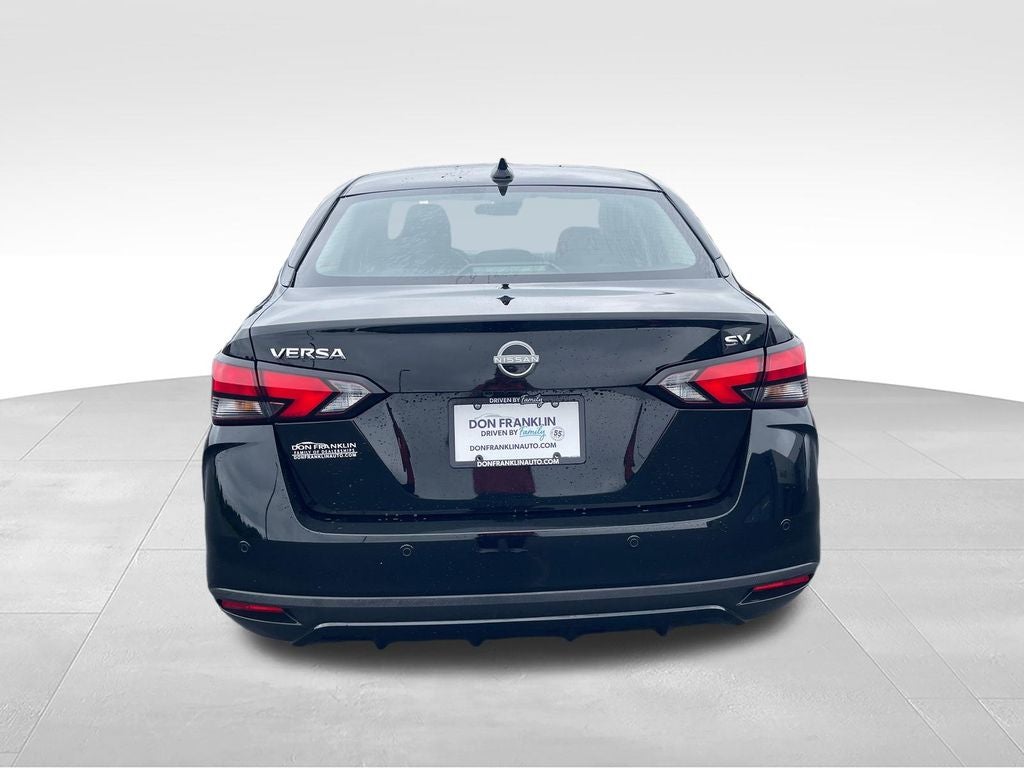 2024 Nissan Versa 1.6 SV