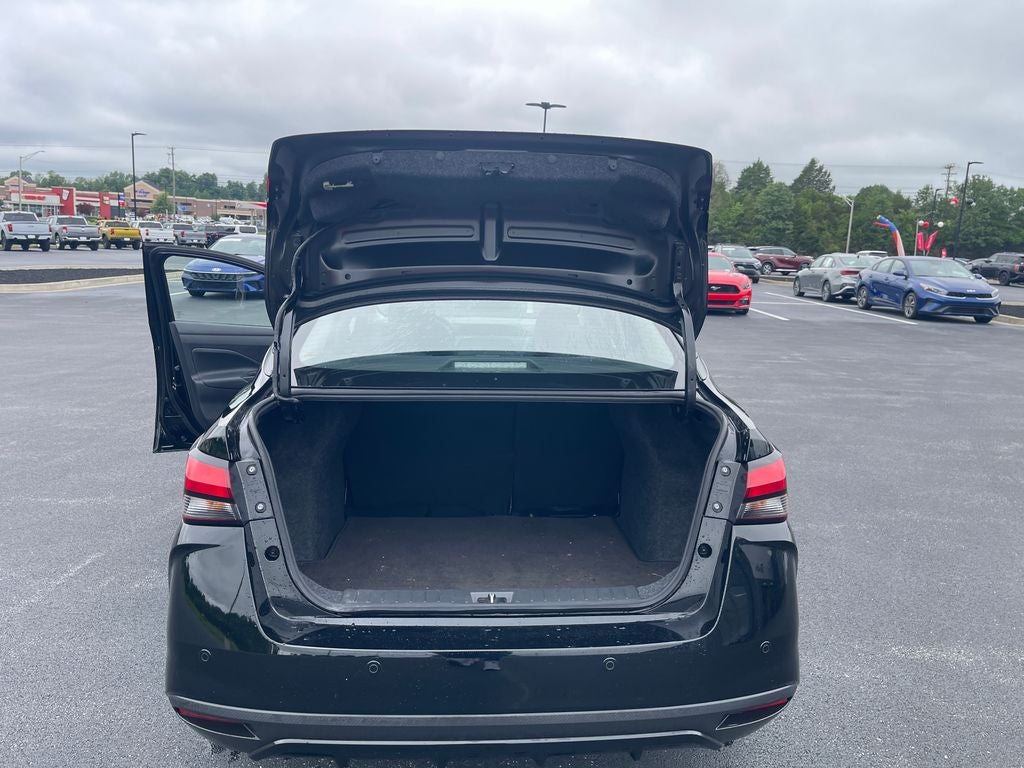 2024 Nissan Versa 1.6 SV