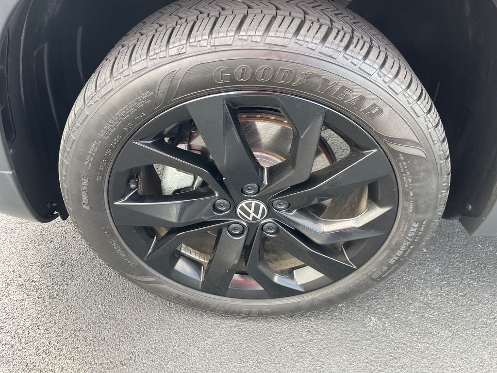2024 Volkswagen Taos 1.5T SE
