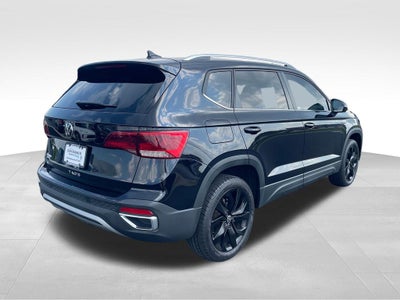 2024 Volkswagen Taos 1.5T SE