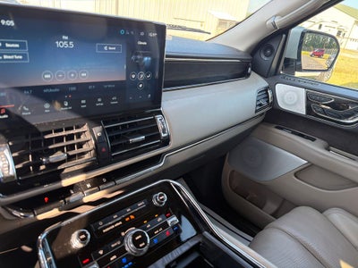 2024 Lincoln Navigator Reserve