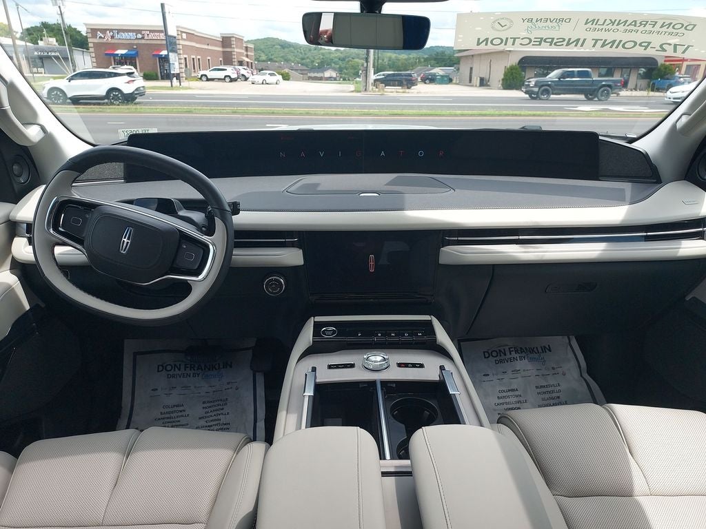 2026 Lincoln Navigator L Reserve