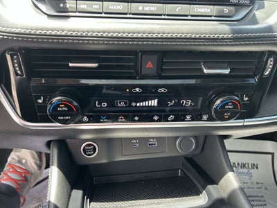 2021 Nissan Rogue SL