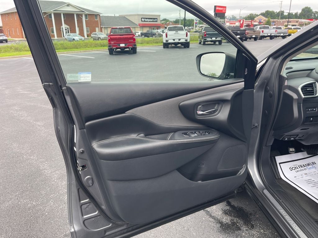 2023 Nissan Murano SV