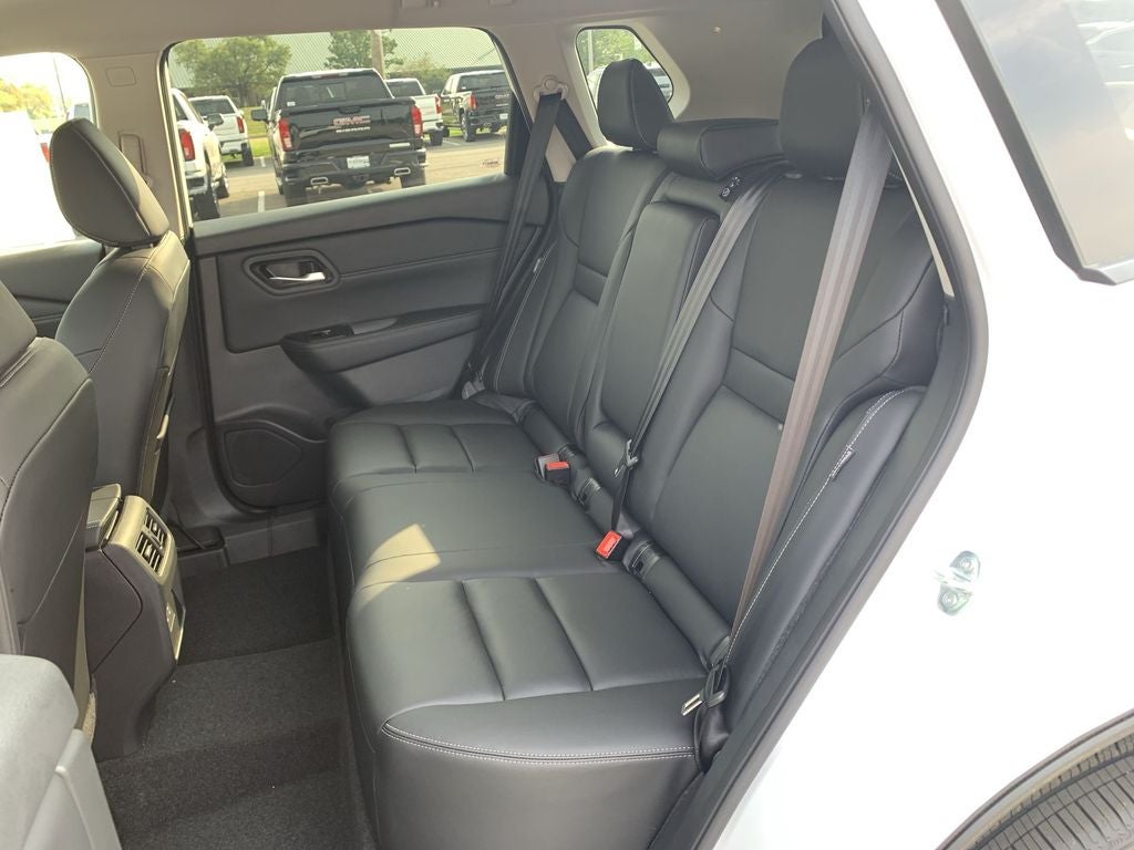 2024 Nissan Rogue SL