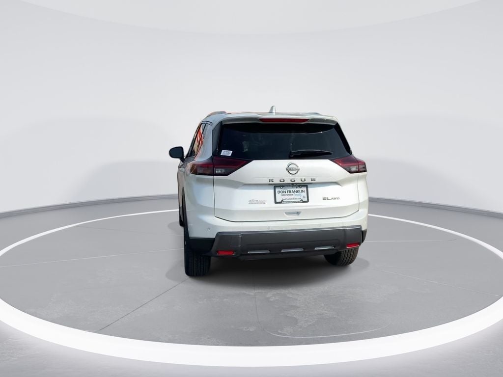 2024 Nissan Rogue SL