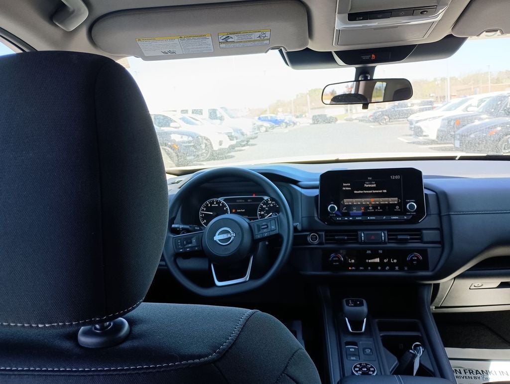 2024 Nissan Pathfinder S