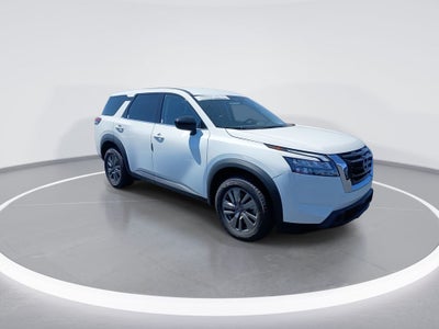 2024 Nissan Pathfinder S