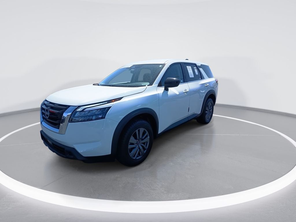 2024 Nissan Pathfinder S