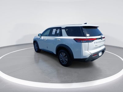2024 Nissan Pathfinder S