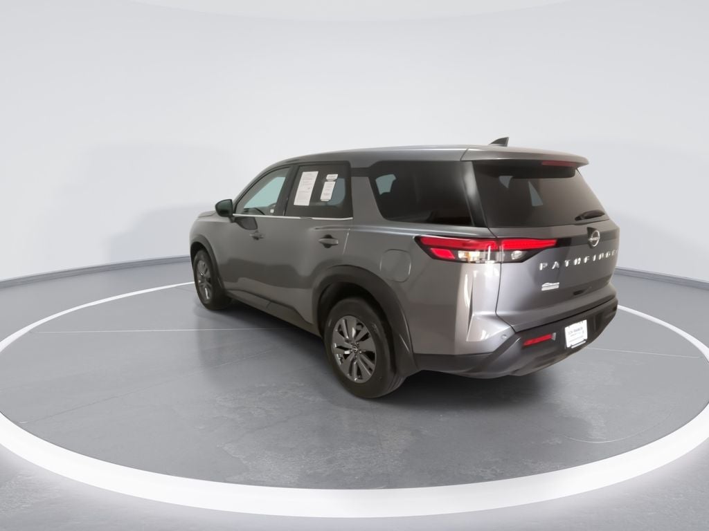 2024 Nissan Pathfinder S
