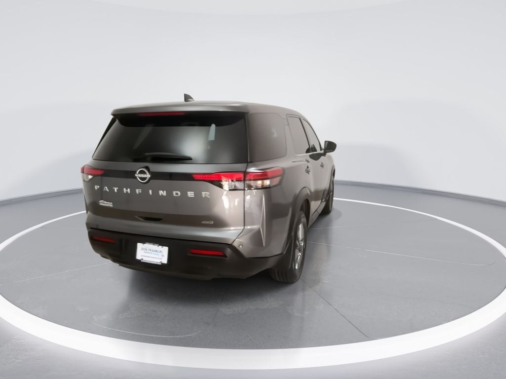 2024 Nissan Pathfinder S
