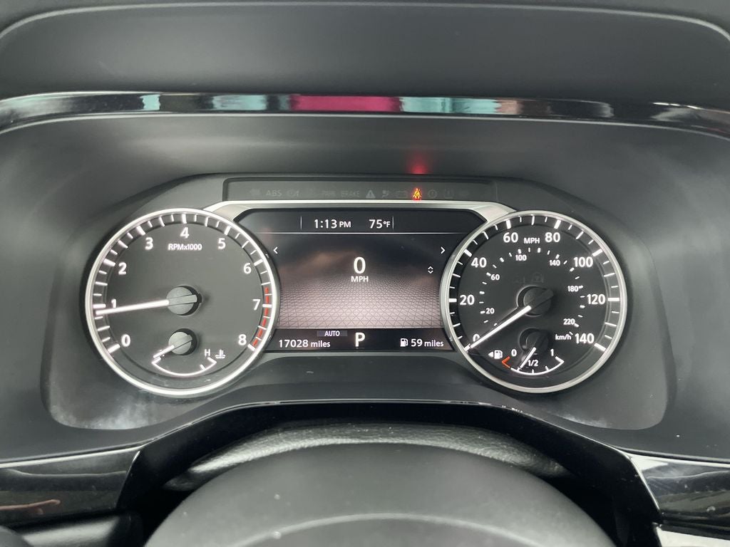 2024 Nissan Pathfinder SV