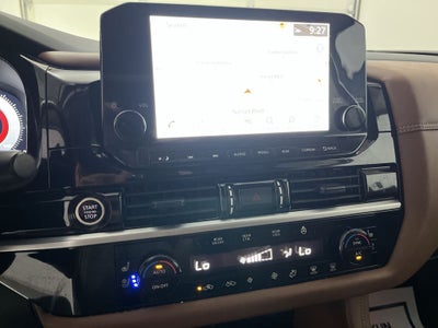 2024 Nissan Pathfinder Platinum