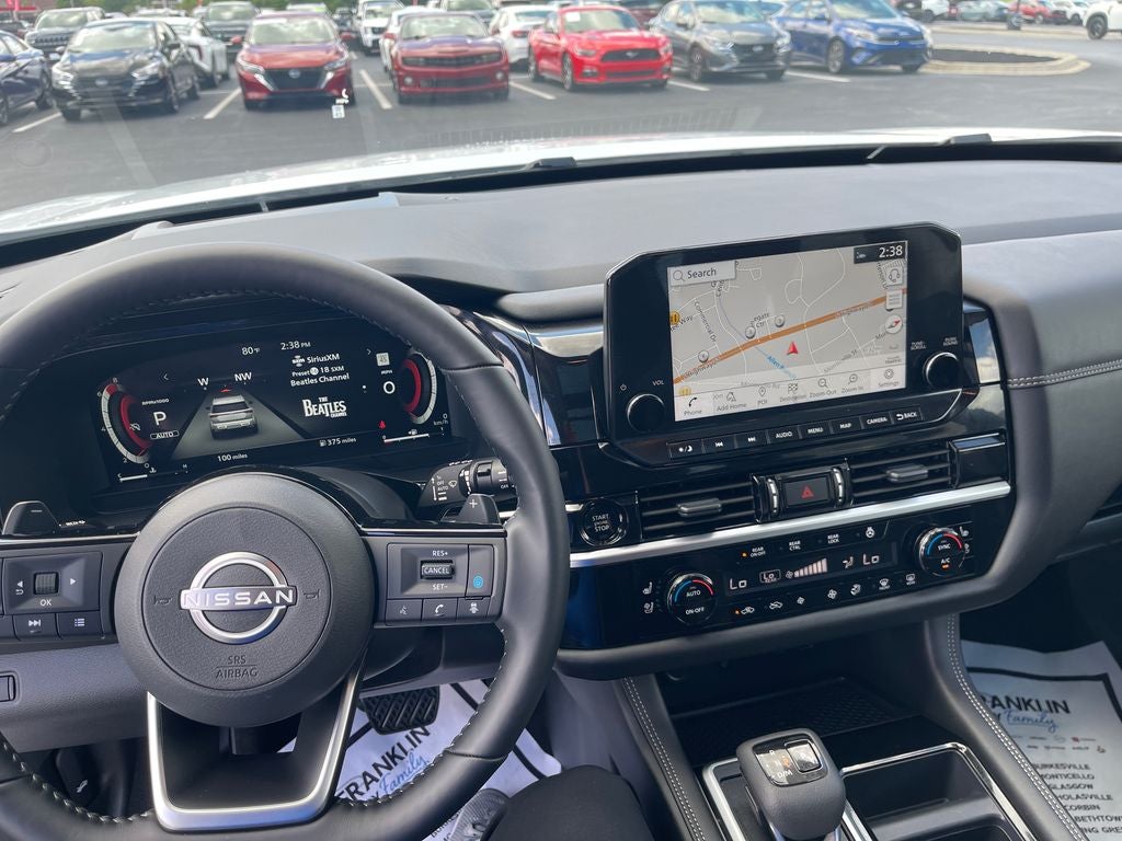 2025 Nissan Pathfinder Platinum