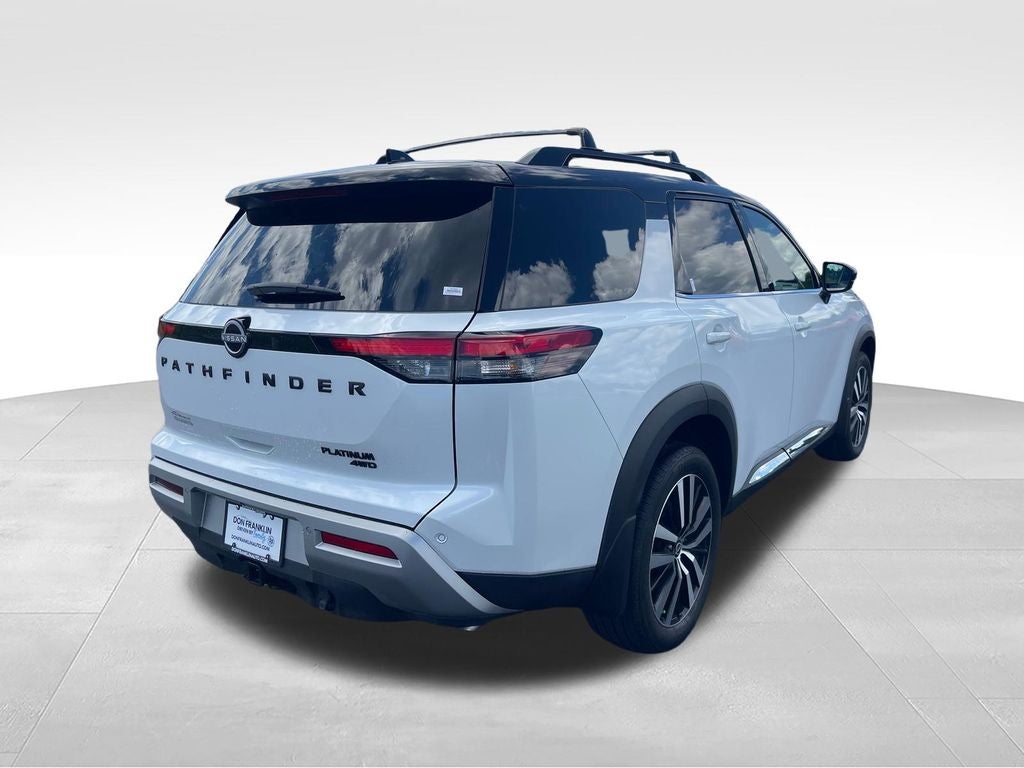 2025 Nissan Pathfinder Platinum