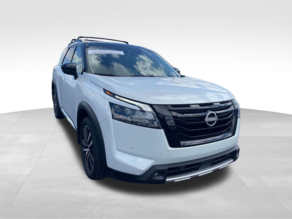 2025 Nissan Pathfinder Platinum