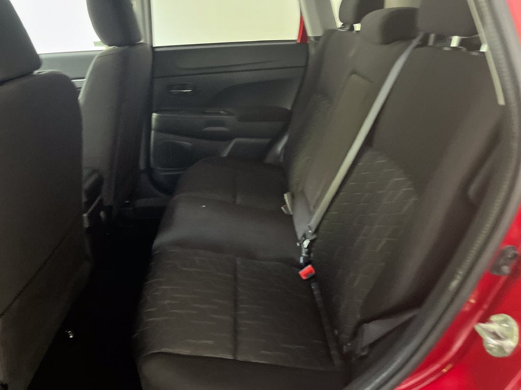 2025 Mitsubishi Outlander Sport S